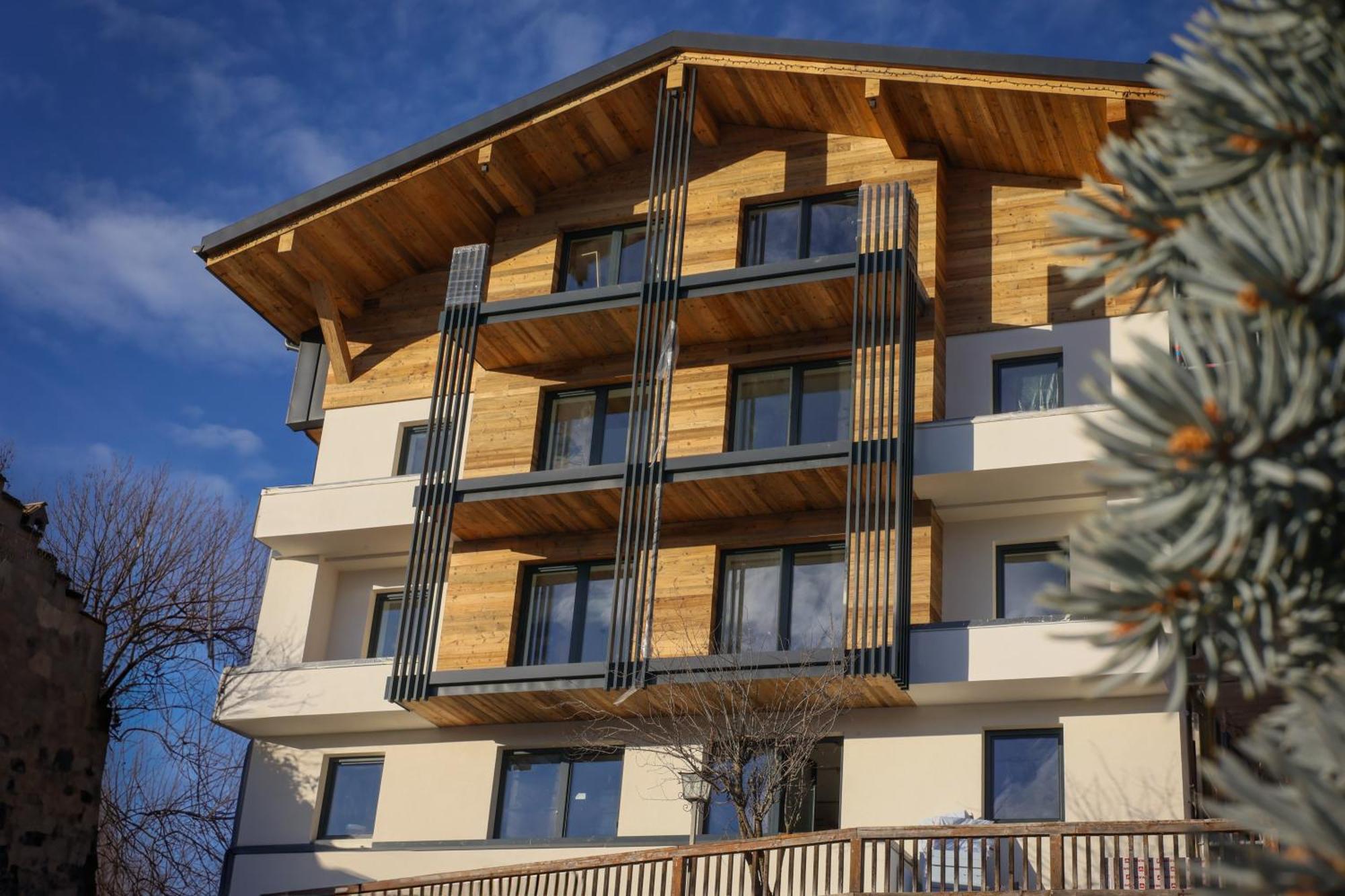 Hotel Alpino Varena Exteriér fotografie
